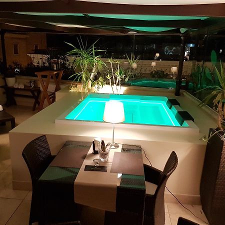 Suite Hotel Santa Chiara Лече Екстериор снимка